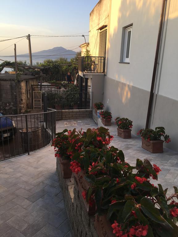 L'Antica Pigna Chateau Vico Equense Exterior photo